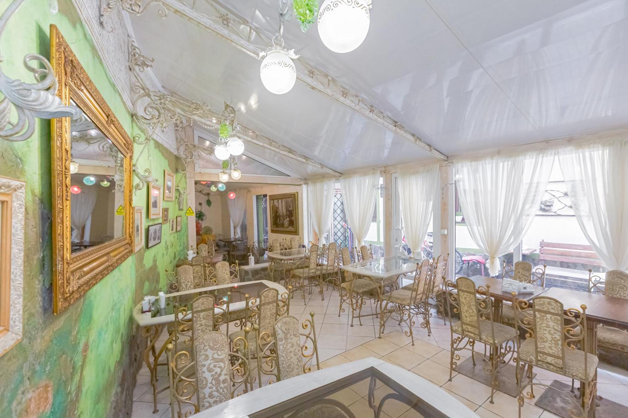 Staryi Krakiv Hotel Лвив Екстериор снимка