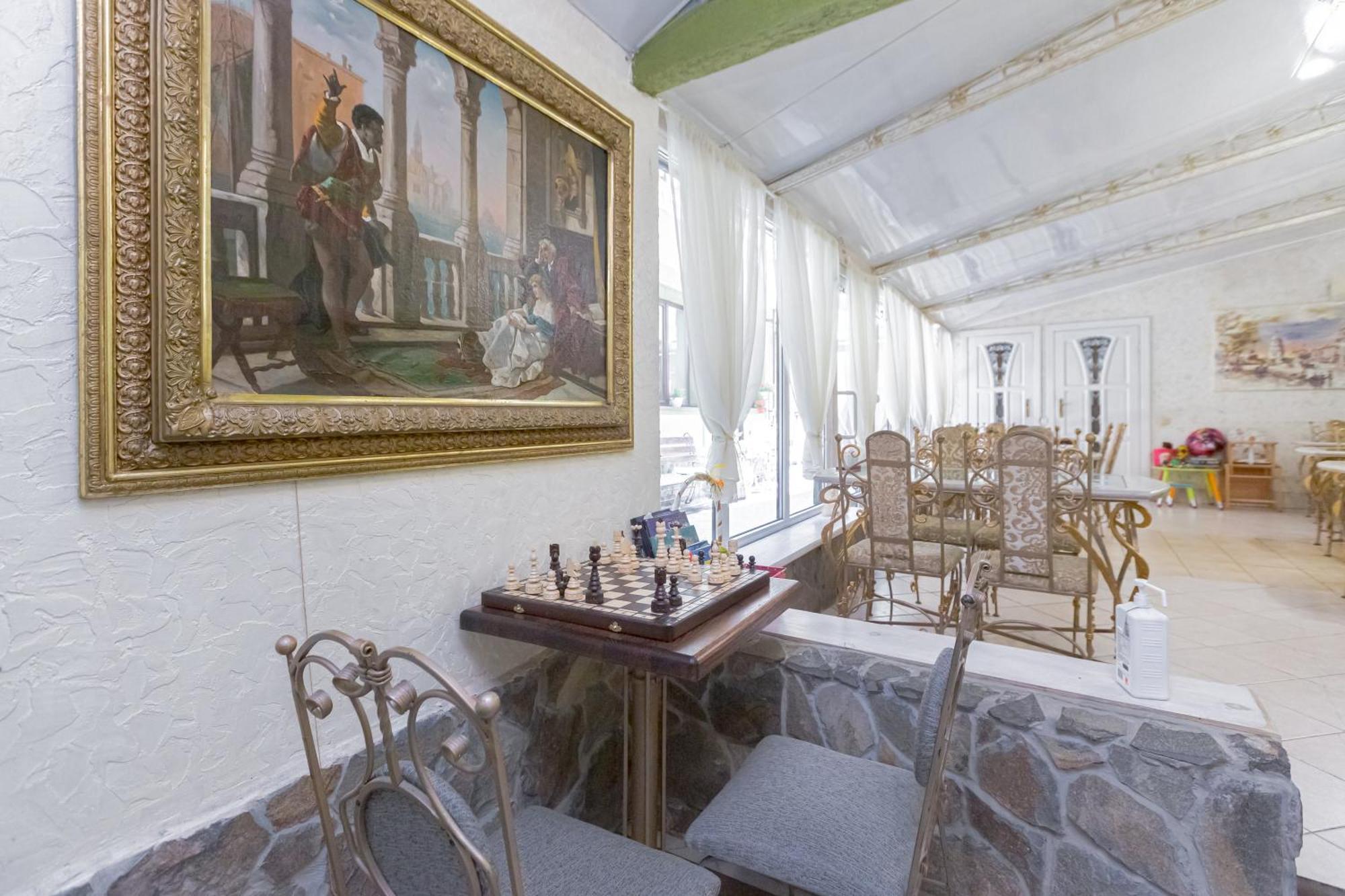 Staryi Krakiv Hotel Лвив Екстериор снимка