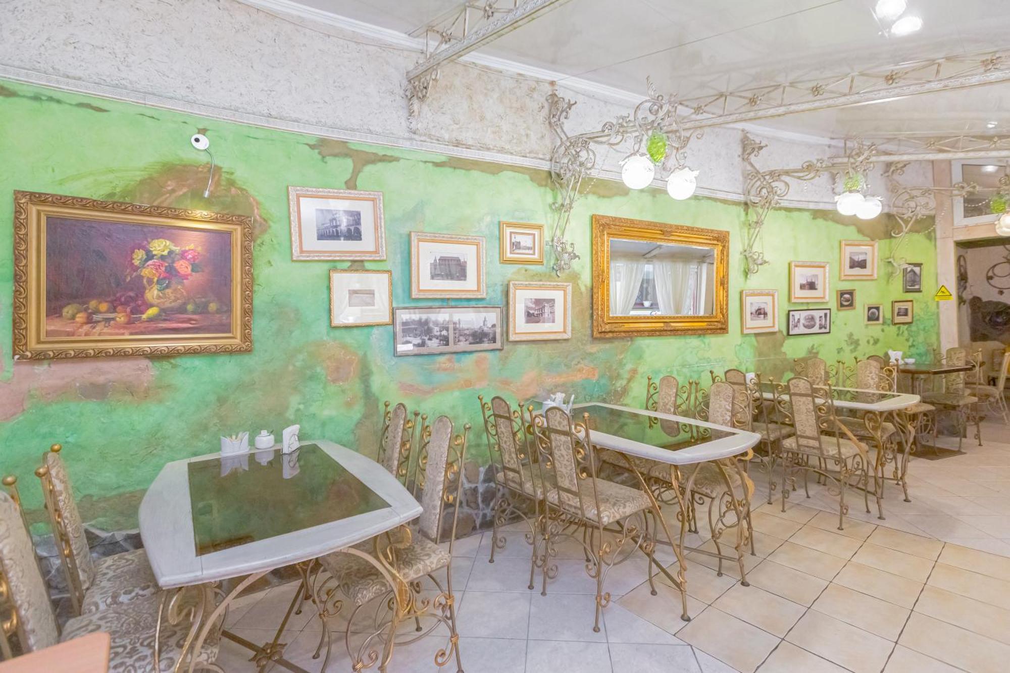 Staryi Krakiv Hotel Лвив Екстериор снимка