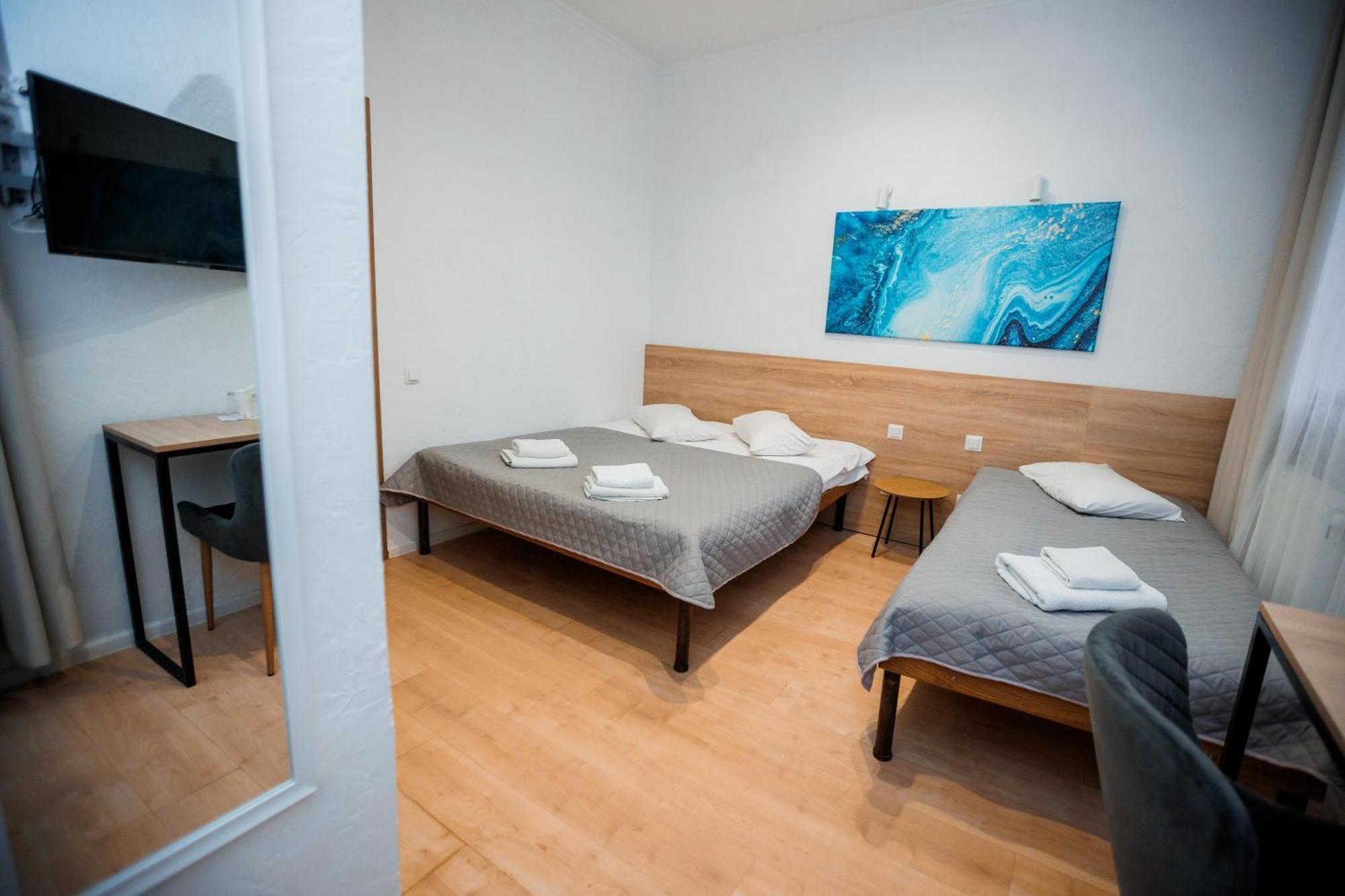 Staryi Krakiv Hotel Лвив Екстериор снимка
