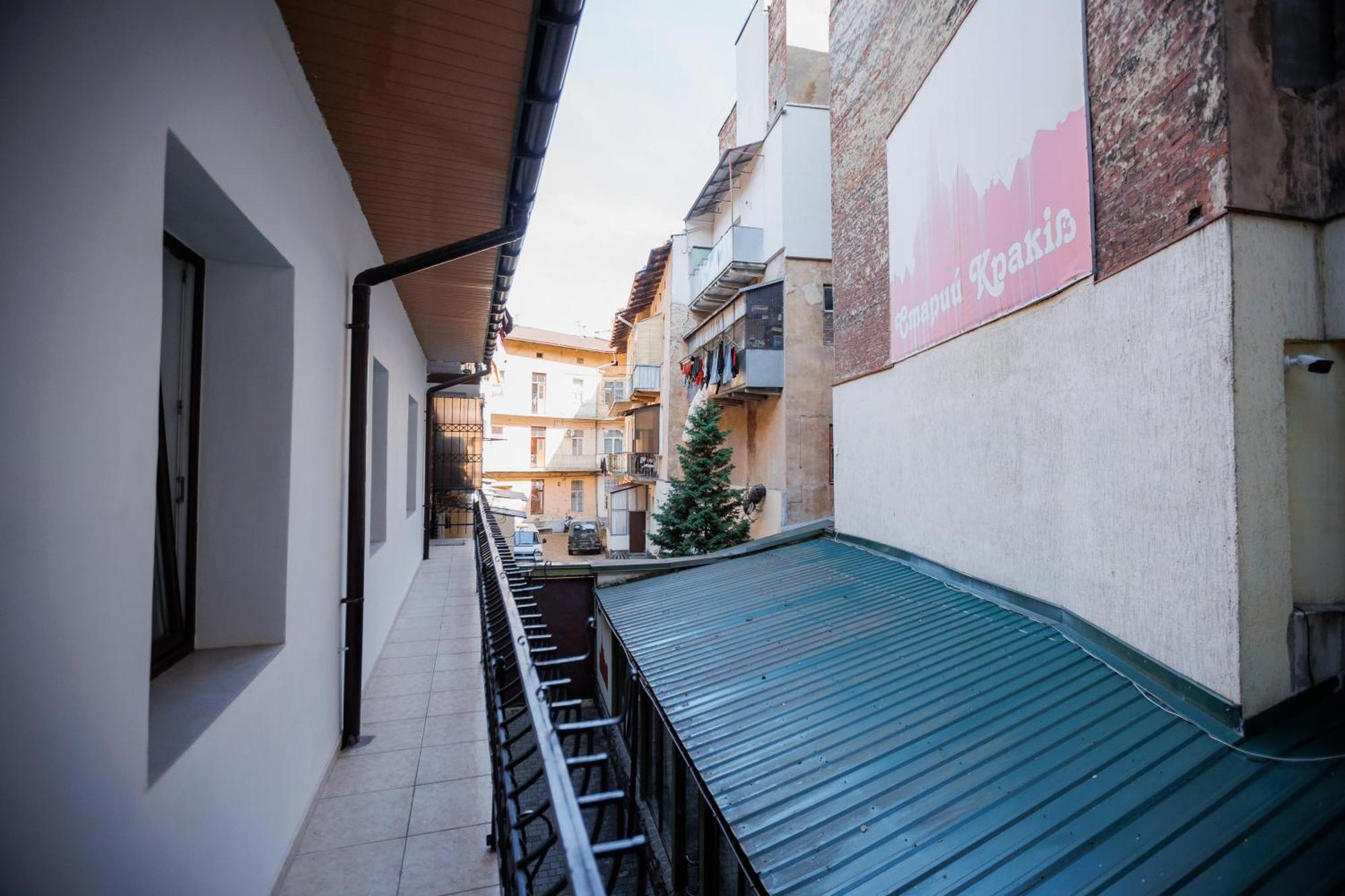 Staryi Krakiv Hotel Лвив Екстериор снимка