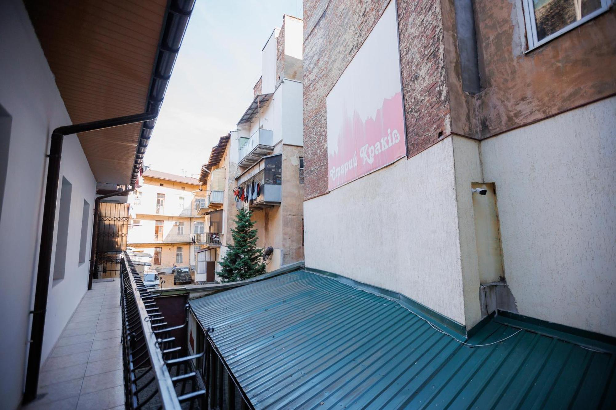 Staryi Krakiv Hotel Лвив Екстериор снимка