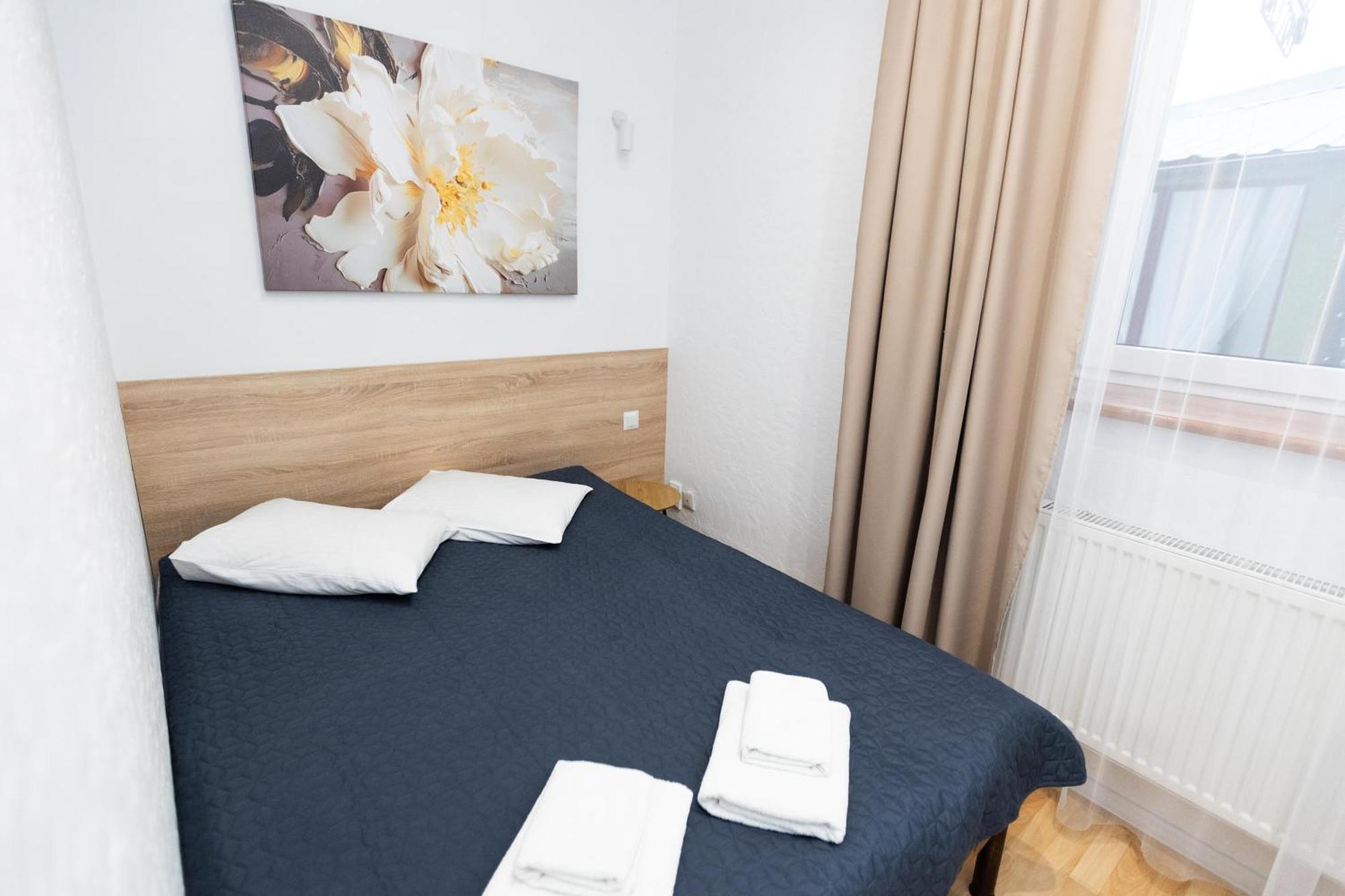 Staryi Krakiv Hotel Лвив Екстериор снимка