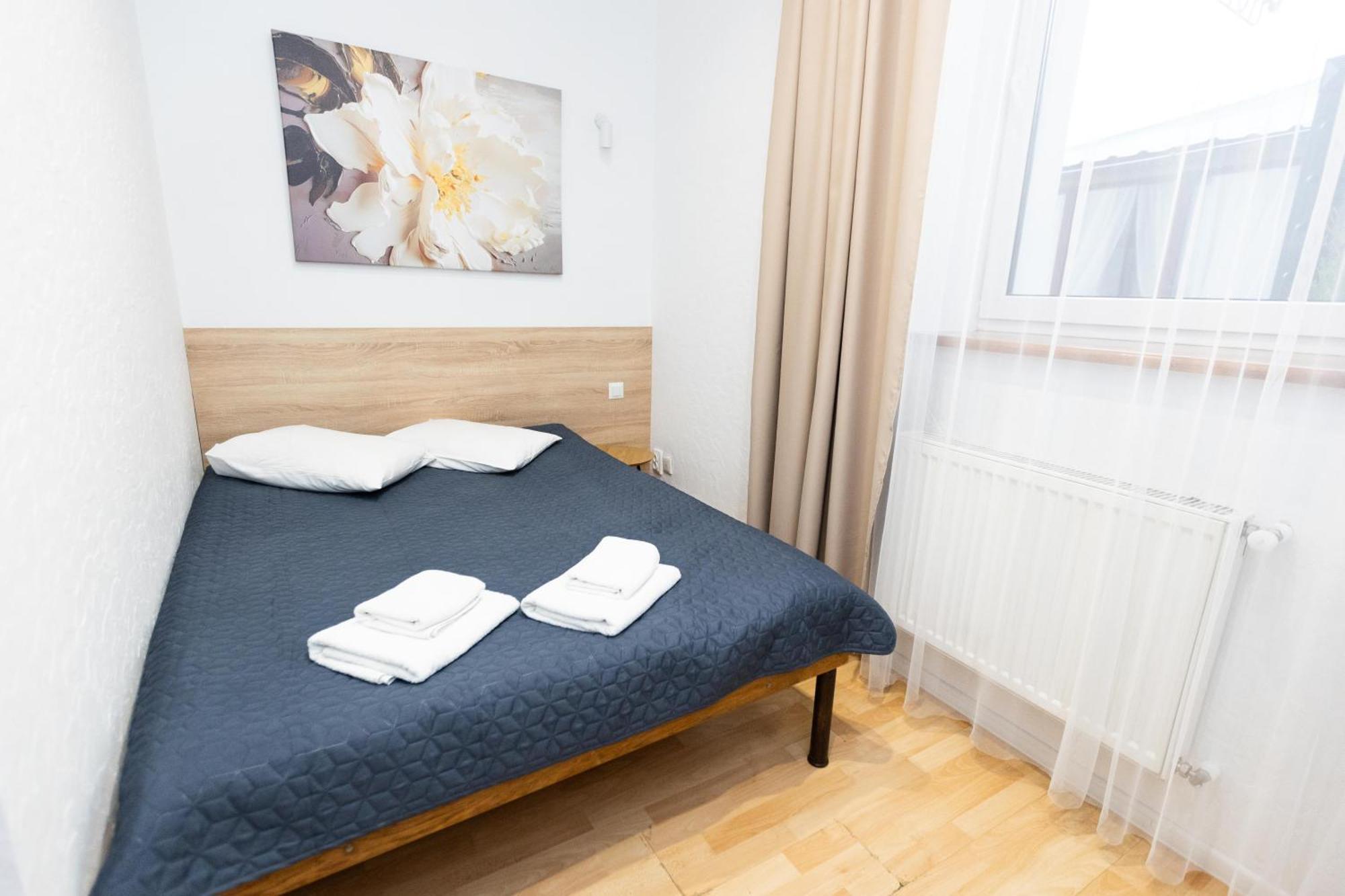 Staryi Krakiv Hotel Лвив Екстериор снимка